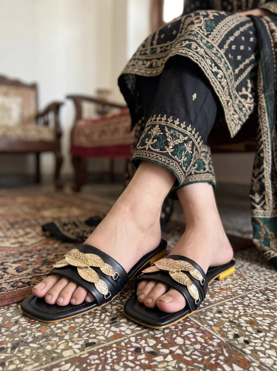 Flat Slipper - Black | 12567