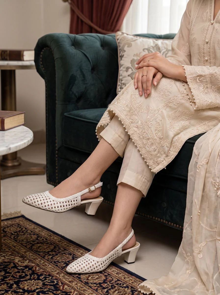 Court Shoes - Fawn | 18595