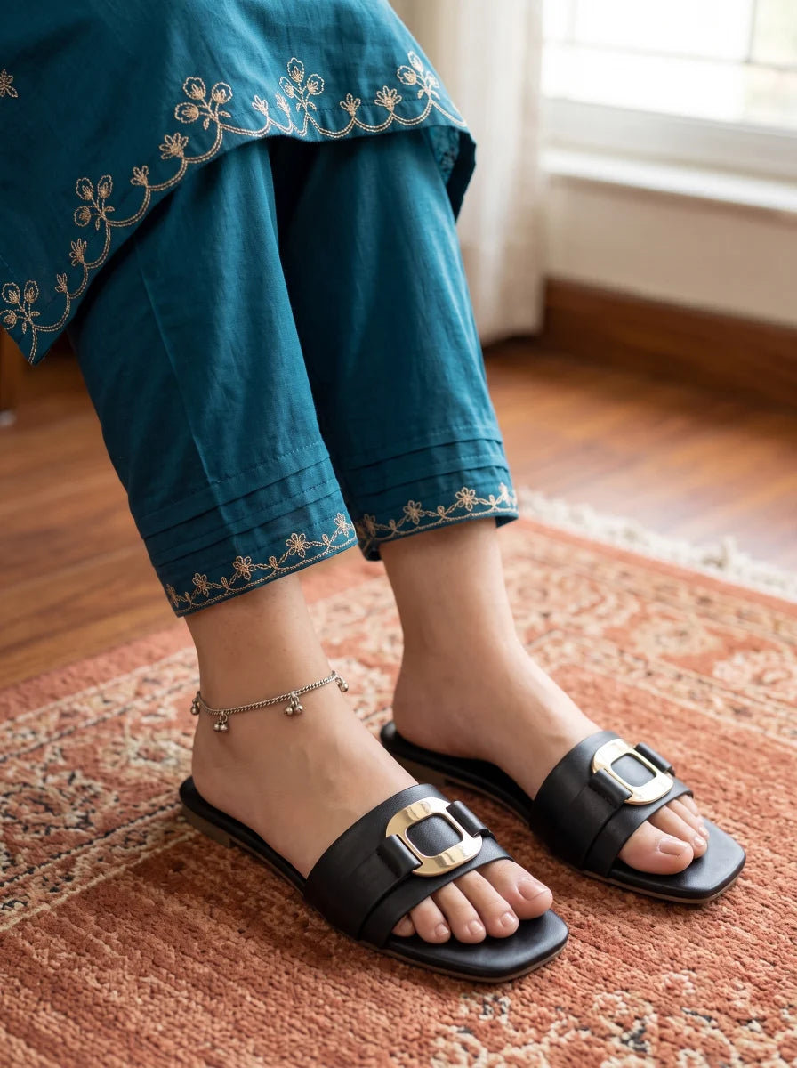 Flat Slipper - Black | 12689