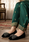 Black Velvet Flat Pumps 21710