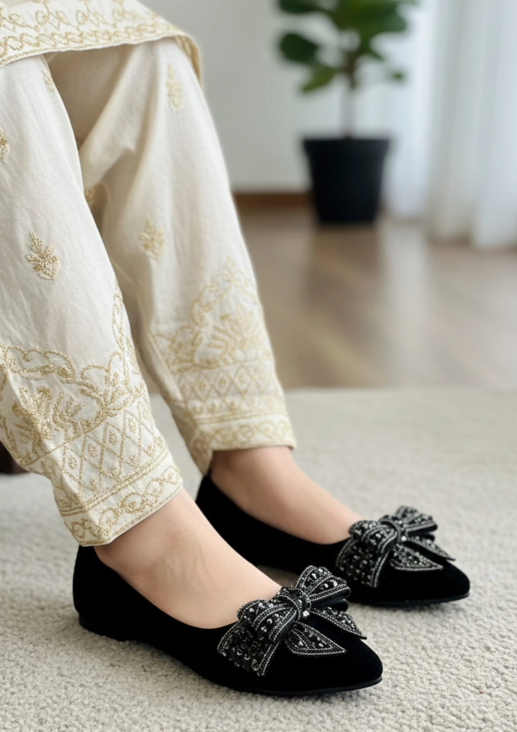 Black Embellished Bow Pumps 21720